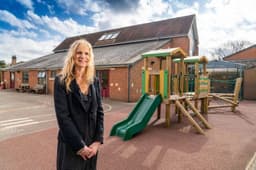 Sale and Davys Church of England Primary School logo